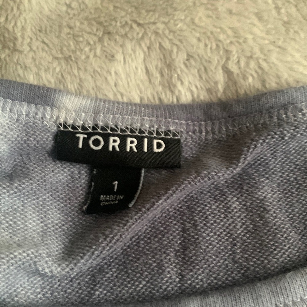 Sweatshirt material, off the shoulder